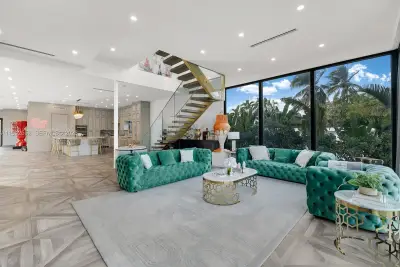 8005 Noremac Ave, Miami Beach: photo 1 of 27
