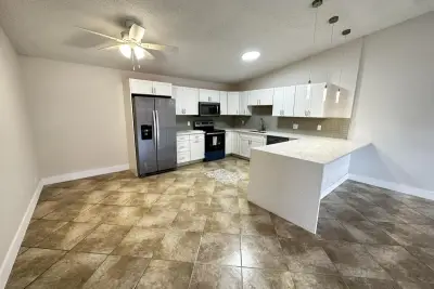 4326 Woodstock Dr #C, West Palm Beach: photo 1 of 41