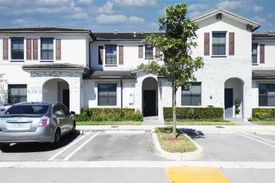 18220 SW 148th Rd, Miami: photo 1 of 23