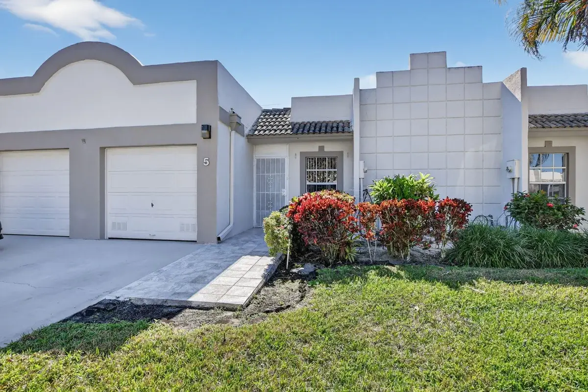 9110 Fairbanks Ln #5, Boca Raton: photo 1 of 41
