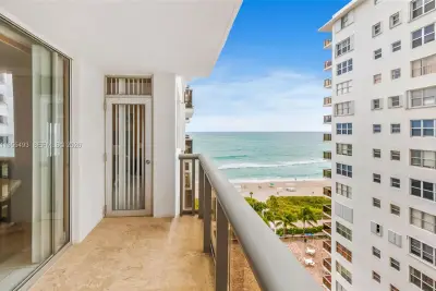 6039 Collins Ave #1206, Miami Beach: photo 1 of 37