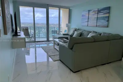 2501 S Ocean Dr #1530, Hollywood: photo 1 of 12