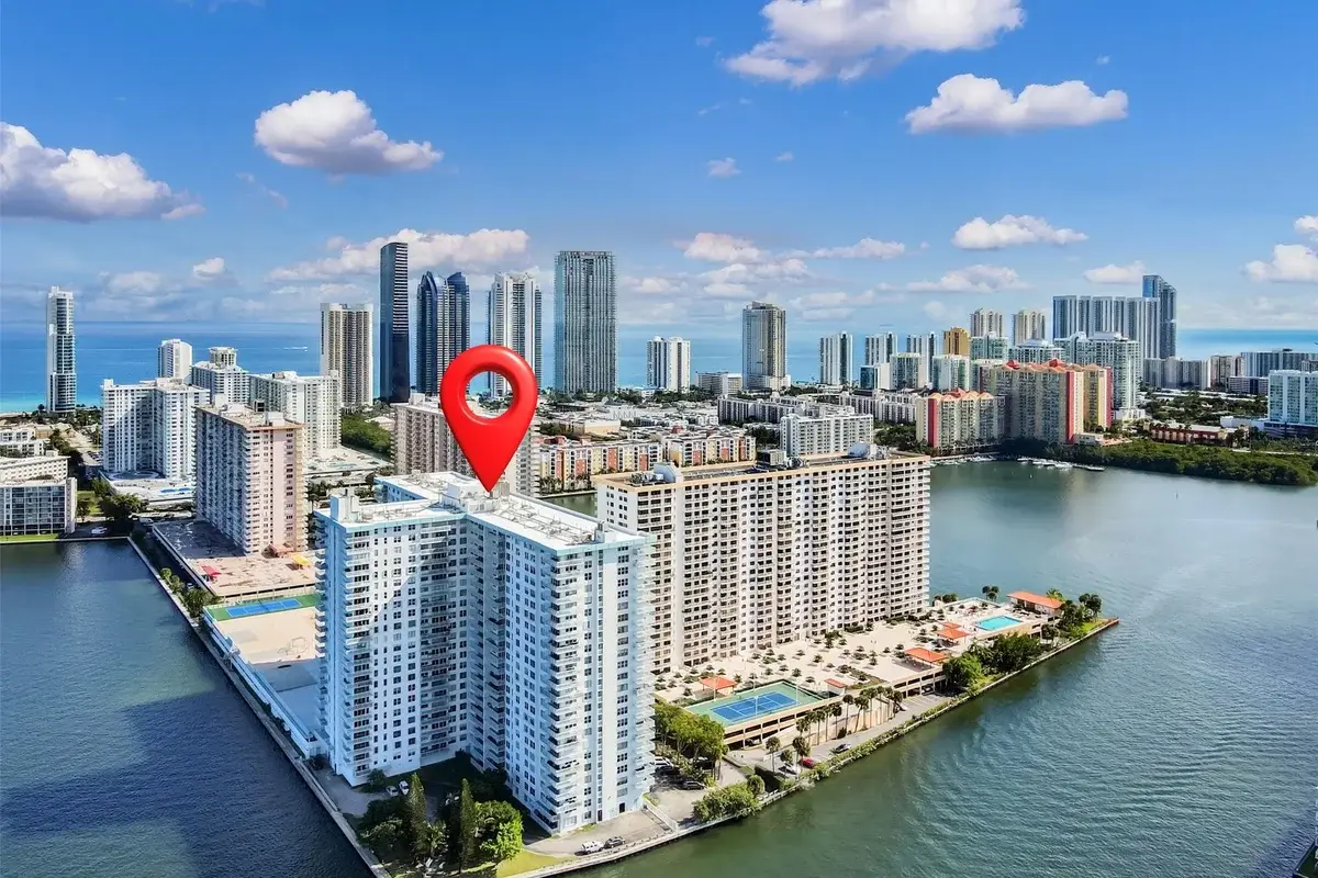 301 174th St #2202, Sunny Isles Beach: photo 1 of 38