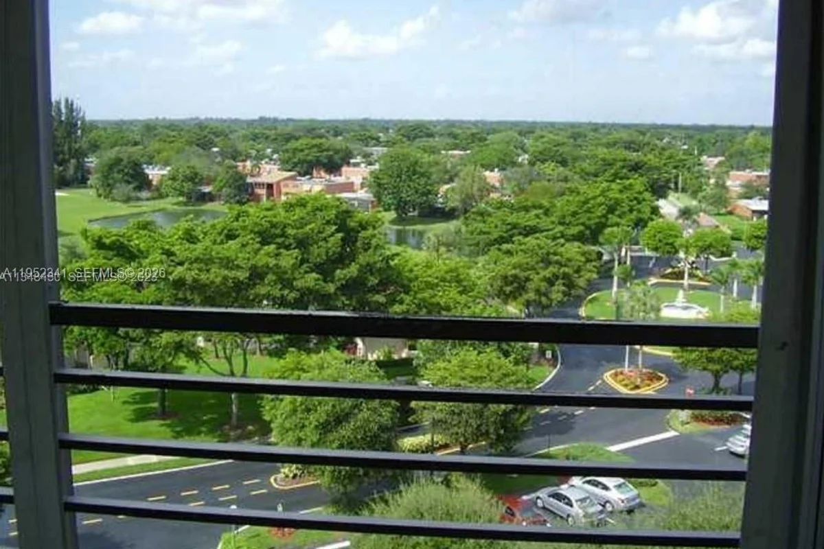 1300 Saint Charles Pl #PH15, Pembroke Pines: photo 1 of 17