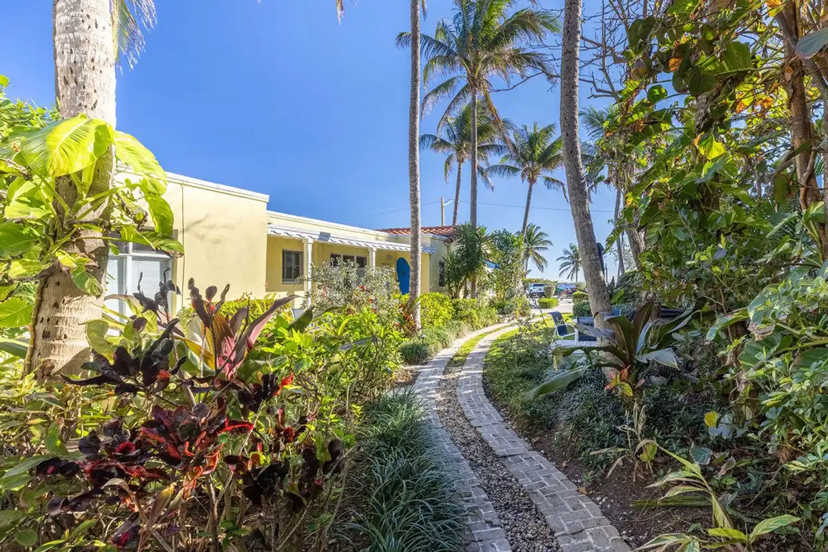 88 S Ocean Blvd, Delray Beach: photo 1 of 6