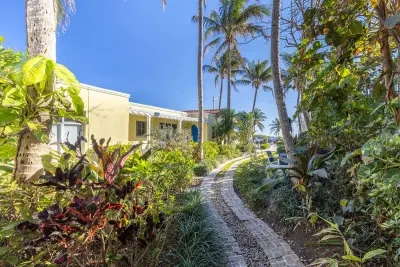 88 S Ocean Blvd, Delray Beach: photo 1 of 6