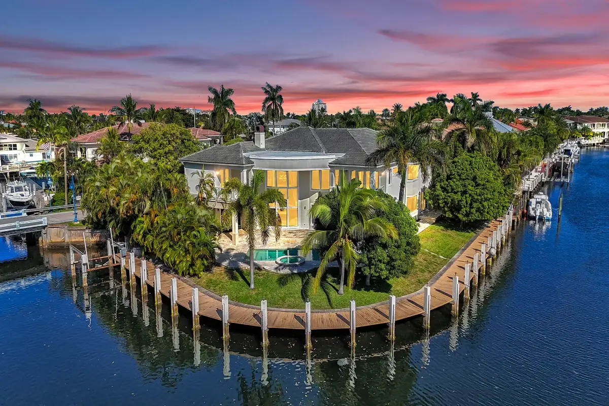 2330 NE 31st Ct, Lighthouse Point: photo 1 of 48