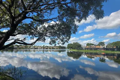 1001 Colony Point Cir #405, Pembroke Pines: photo 1 of 26