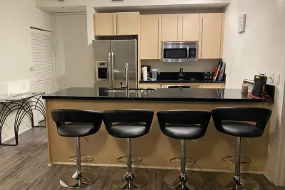 1111 SW 1st Ave #1422-N, Miami: photo 1 of 5