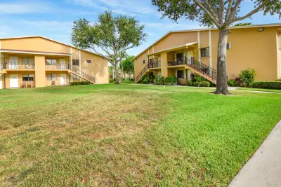 6053 10th Ave #140, Lake Worth: photo 1 of 24