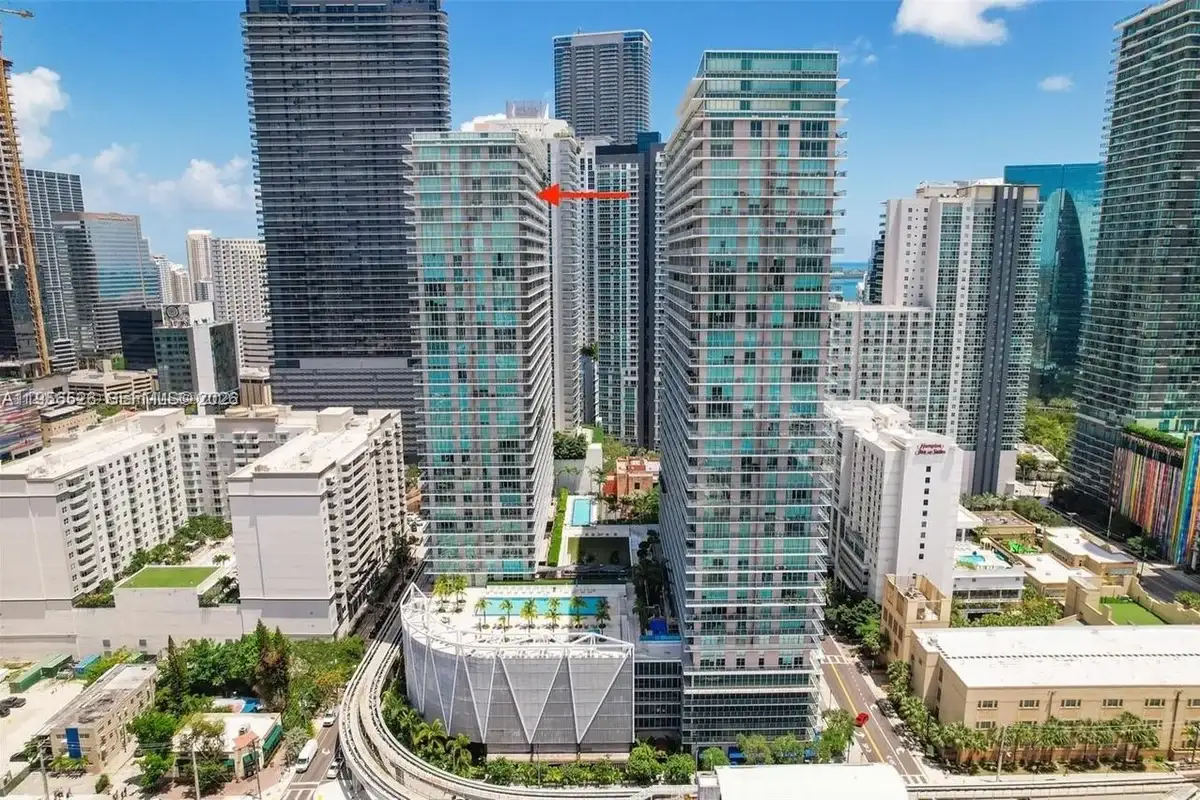 1111 SW 1st Ave #1422-N, Miami: photo 1 of 6