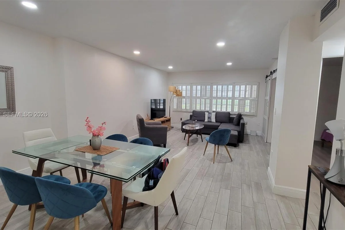 1965 S Ocean Dr #ME, Hallandale Beach: photo 1 of 23
