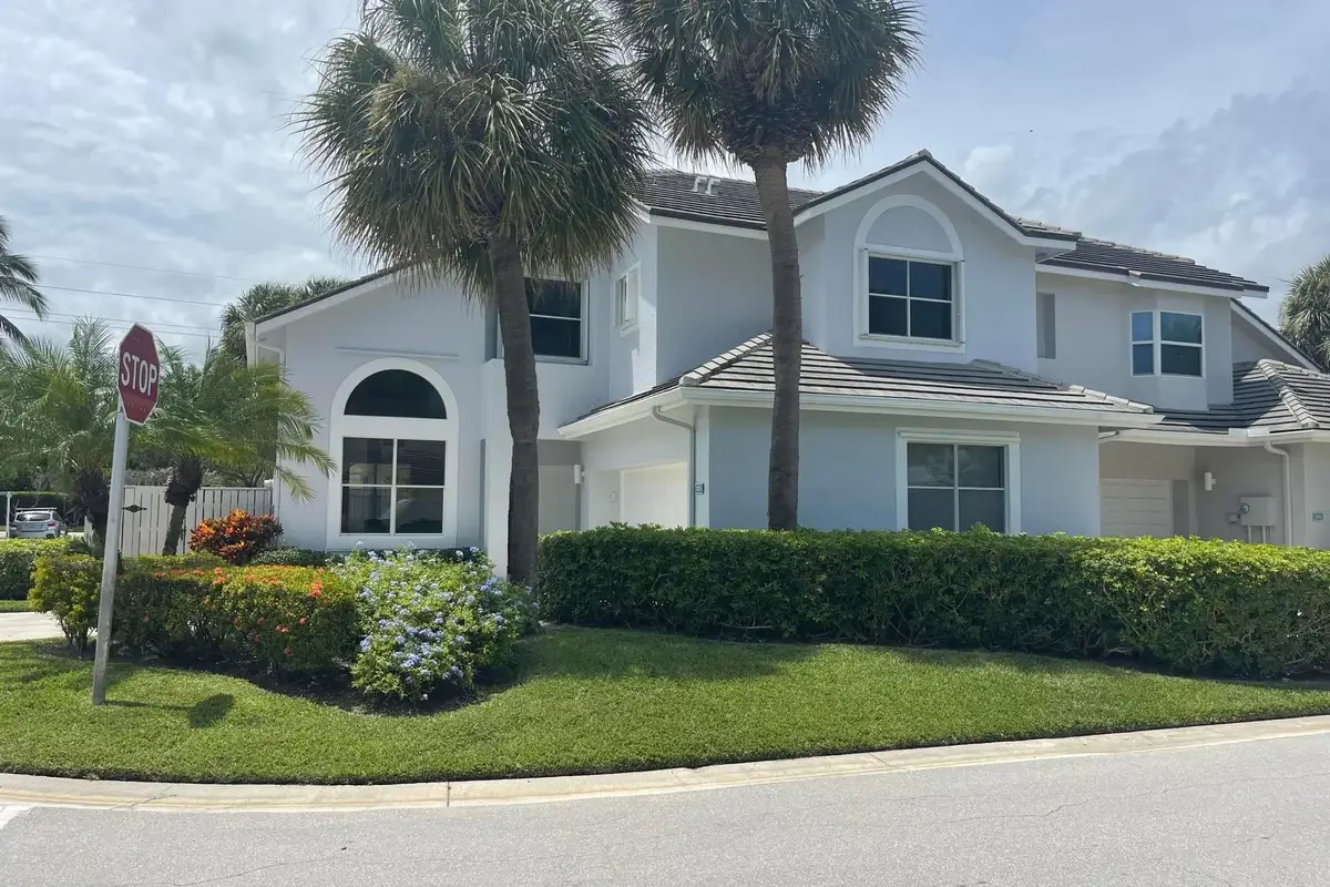 3028 Windward Way, Jupiter: photo 1 of 48