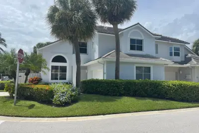 3028 Windward Way, Jupiter: photo 1 of 48