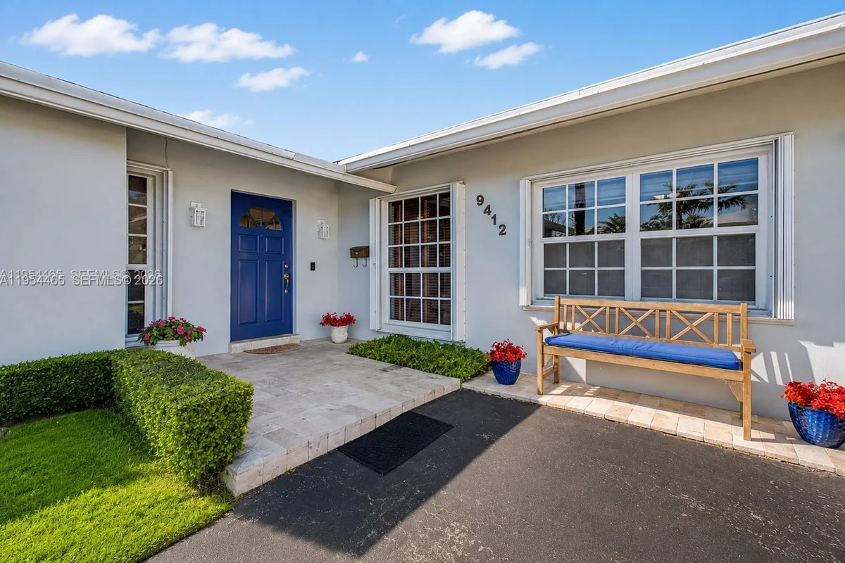 9412 SW 184th Ter, Cutler Bay: photo 1 of 23
