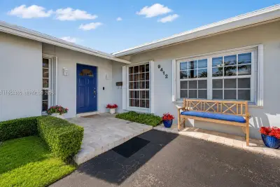 9412 SW 184th Ter, Cutler Bay: photo 1 of 23