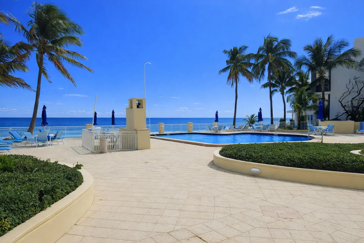 3475 S Ocean Blvd #3020, Palm Beach: photo 1 of 15