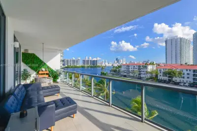 3250 NE 188th St #404, Aventura: photo 1 of 47
