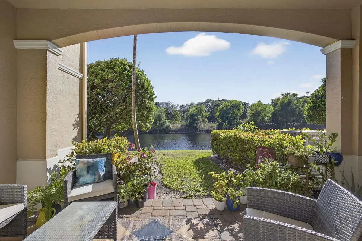 4511 Artesa Way S, Palm Beach Gardens: photo 1 of 50