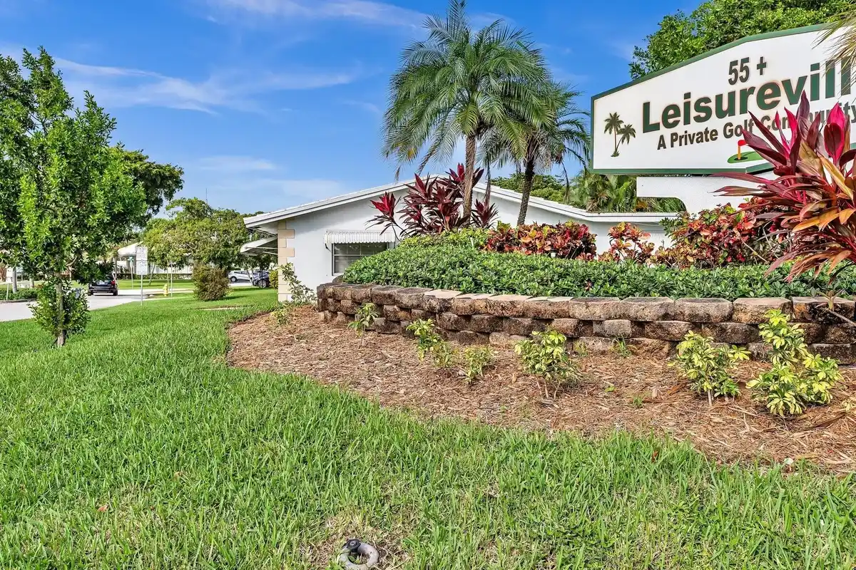 2501 W Golf Blvd #234, Pompano Beach: photo 1 of 32