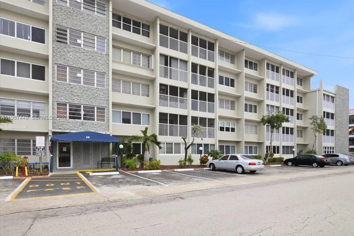 330 SE 2nd St #501G, Hallandale Beach: photo 1 of 41