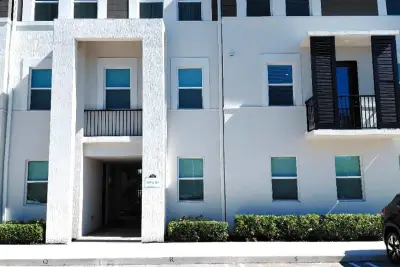 8878 Lake Worth Rd #209, Lake Worth: photo 1 of 20