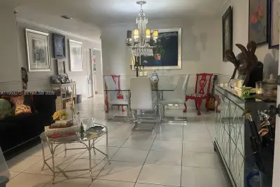 8851 NW 119th St #6102, Hialeah Gardens: photo 1 of 13