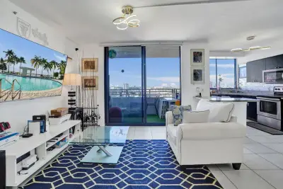 1330 West Ave #1811, Miami Beach: photo 1 of 65