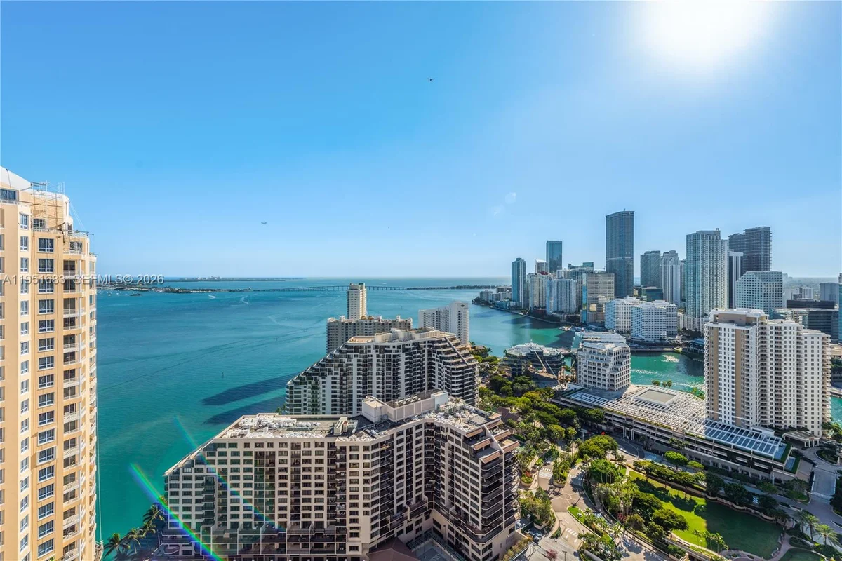 520 Brickell Key Dr #A1010, Miami: photo 1 of 42
