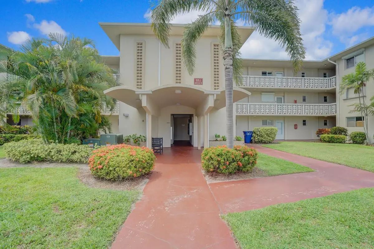 2616 Garden Dr N #209, Lake Worth: photo 1 of 28