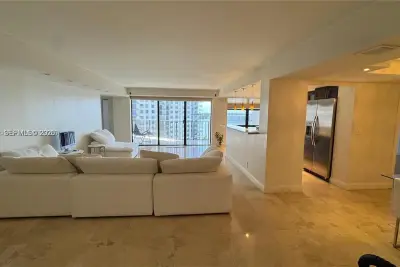 18181 NE 31st Ct #1009, Aventura: photo 1 of 11
