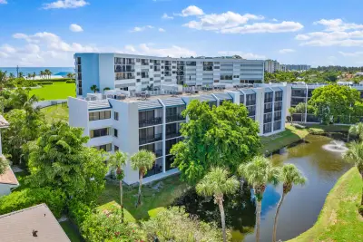 1605 S Us Hwy 1 #A106, Jupiter: photo 1 of 31