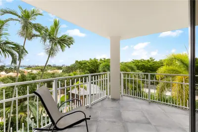 1000 Quayside Ter #506, Miami: photo 1 of 42
