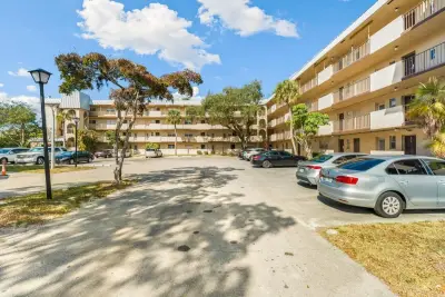 6301 N Falls Cir Dr #307, Lauderhill: photo 1 of 37