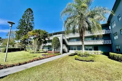 30 Suffolk A, Boca Raton: photo 1 of 34