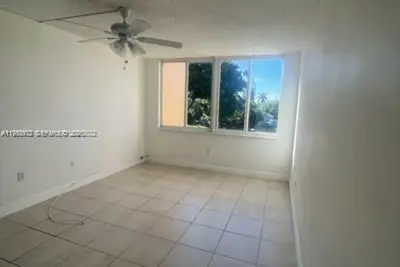 6670 Royal Palm Blvd #206K, Margate: photo 1 of 17