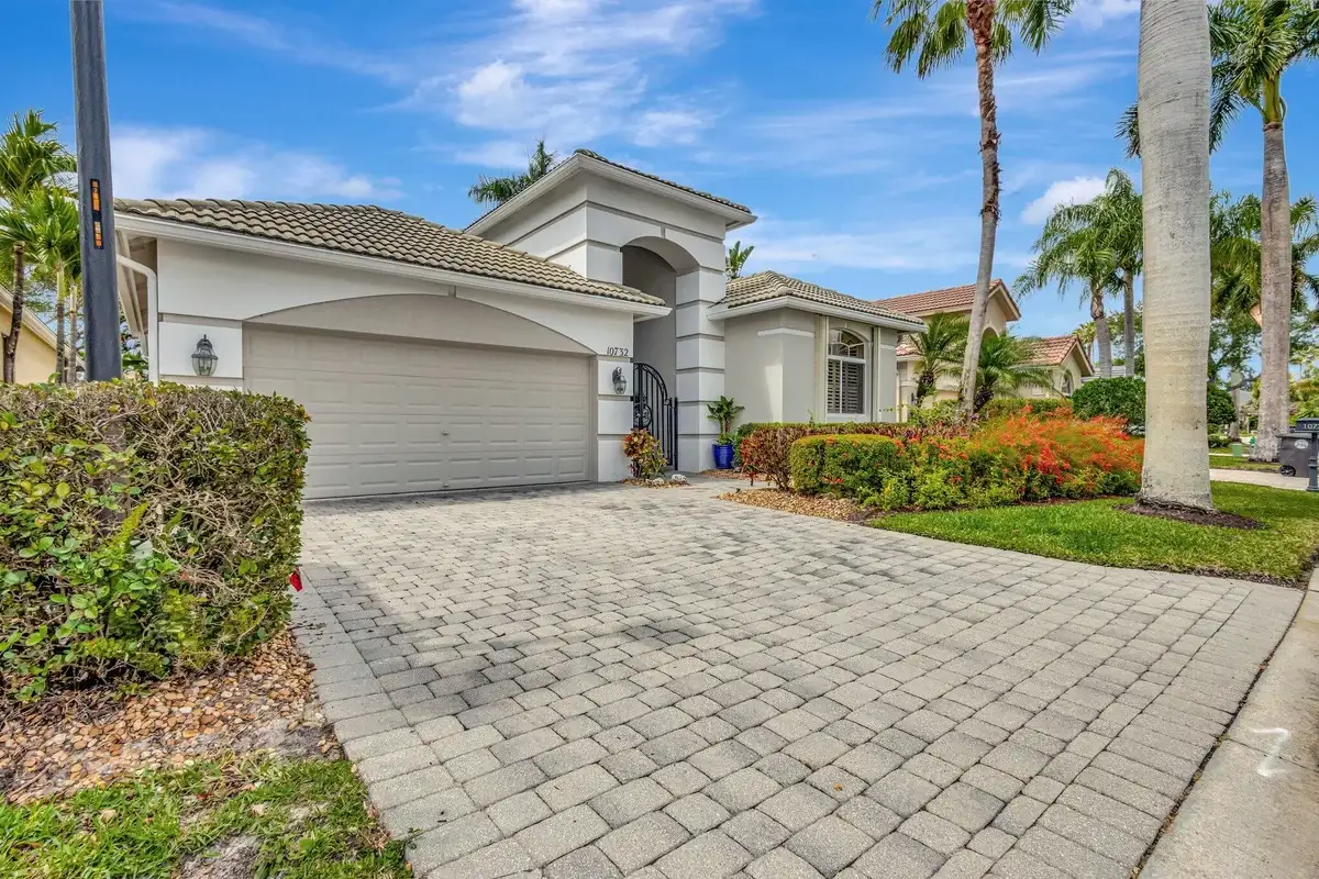 10732 Grande Blvd, West Palm Beach: photo 1 of 23