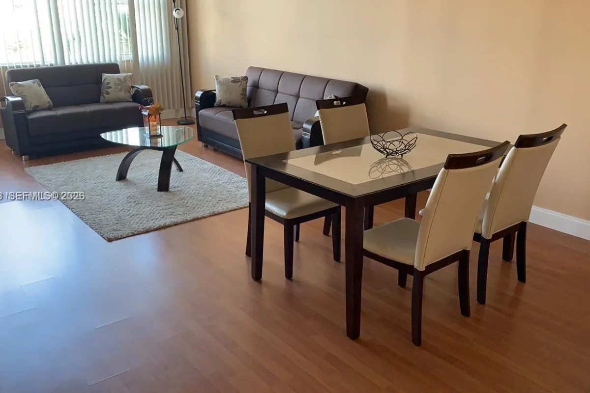 3180 S Ocean Dr #318, Hallandale Beach: photo 1 of 31