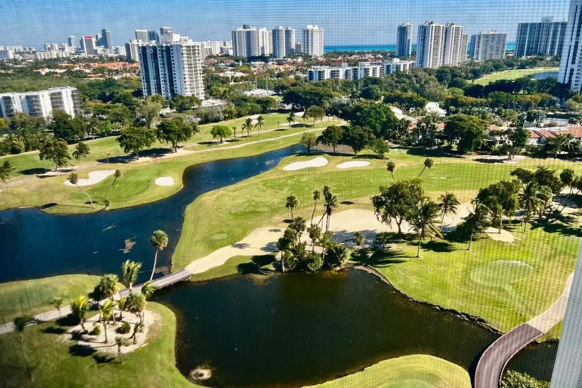 20379 W Country Club Dr #1932, Aventura: photo 1 of 13