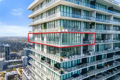 480 NE 31st St #PH5101, Miami: photo 1 of 52