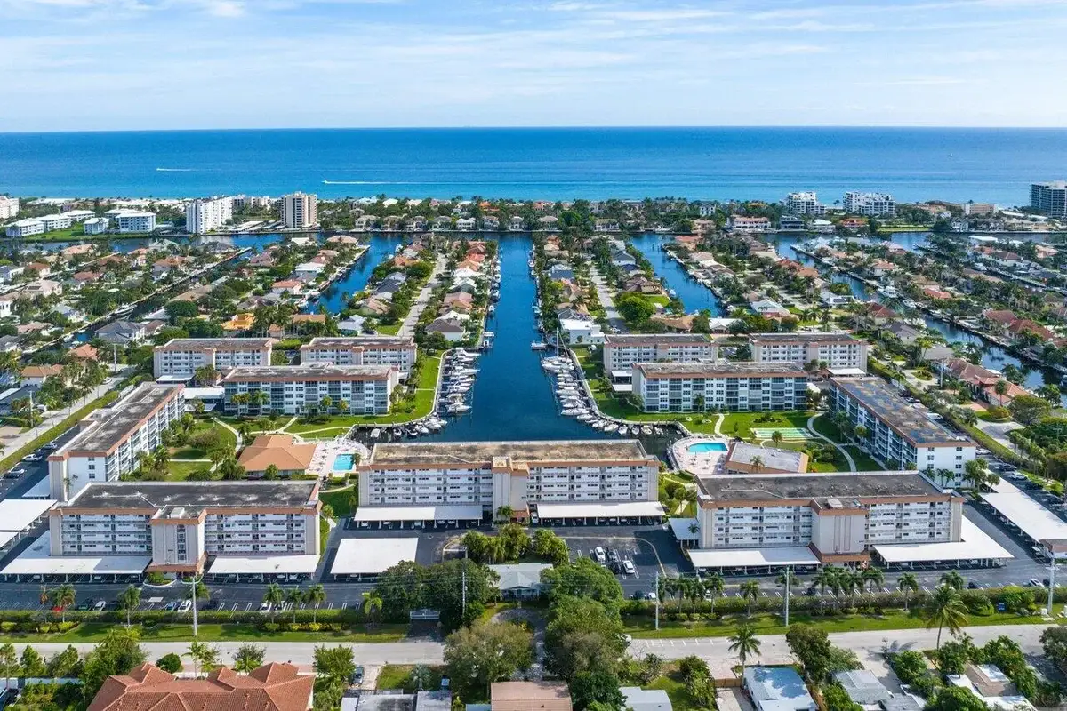 2525 Florida Blvd #130, Delray Beach: photo 1 of 33