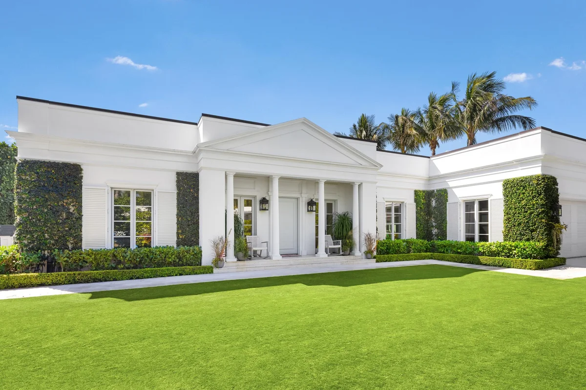 208 Sandpiper Dr, Palm Beach: photo 1 of 59