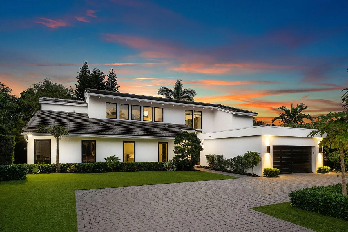 229 S Maya Palm Dr, Boca Raton: photo 1 of 65