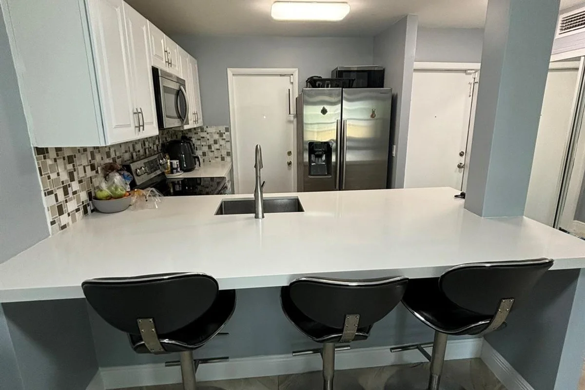 440 SE 2nd Ave #21, Deerfield Beach: photo 1 of 16