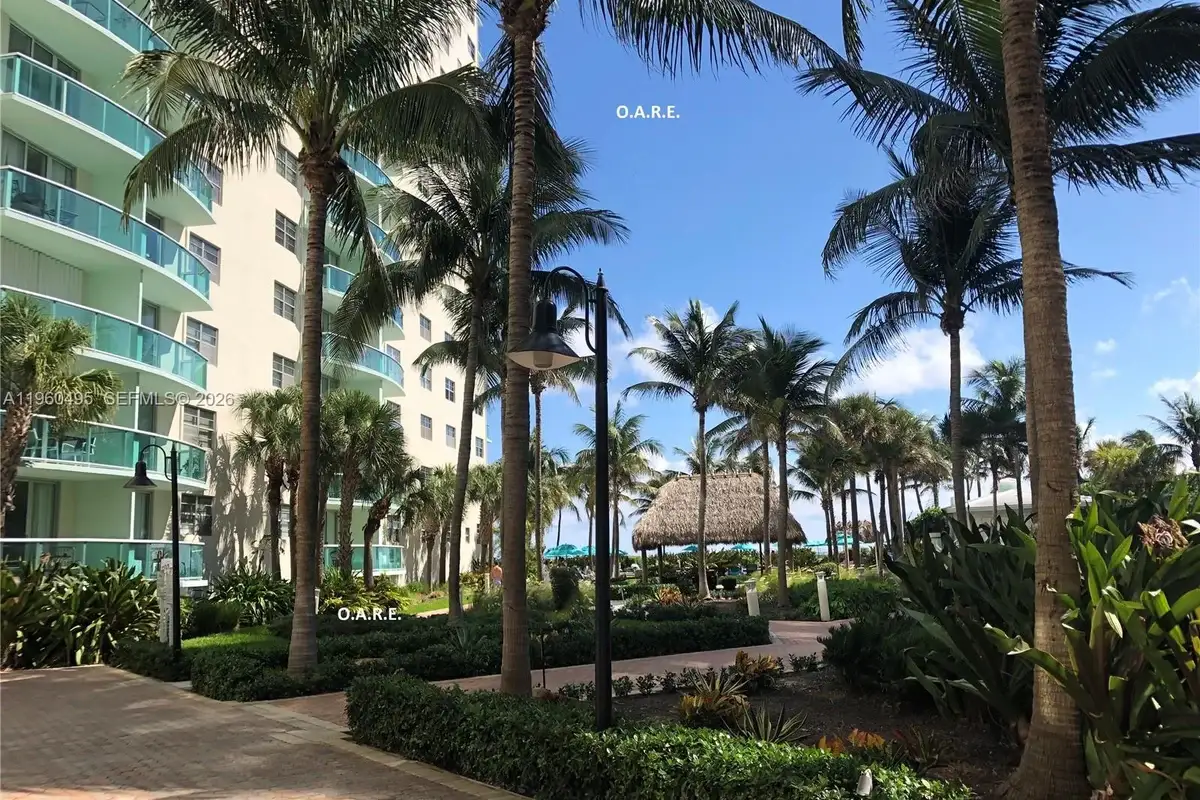 3901 S Ocean Dr #2J, Hollywood: photo 1 of 40