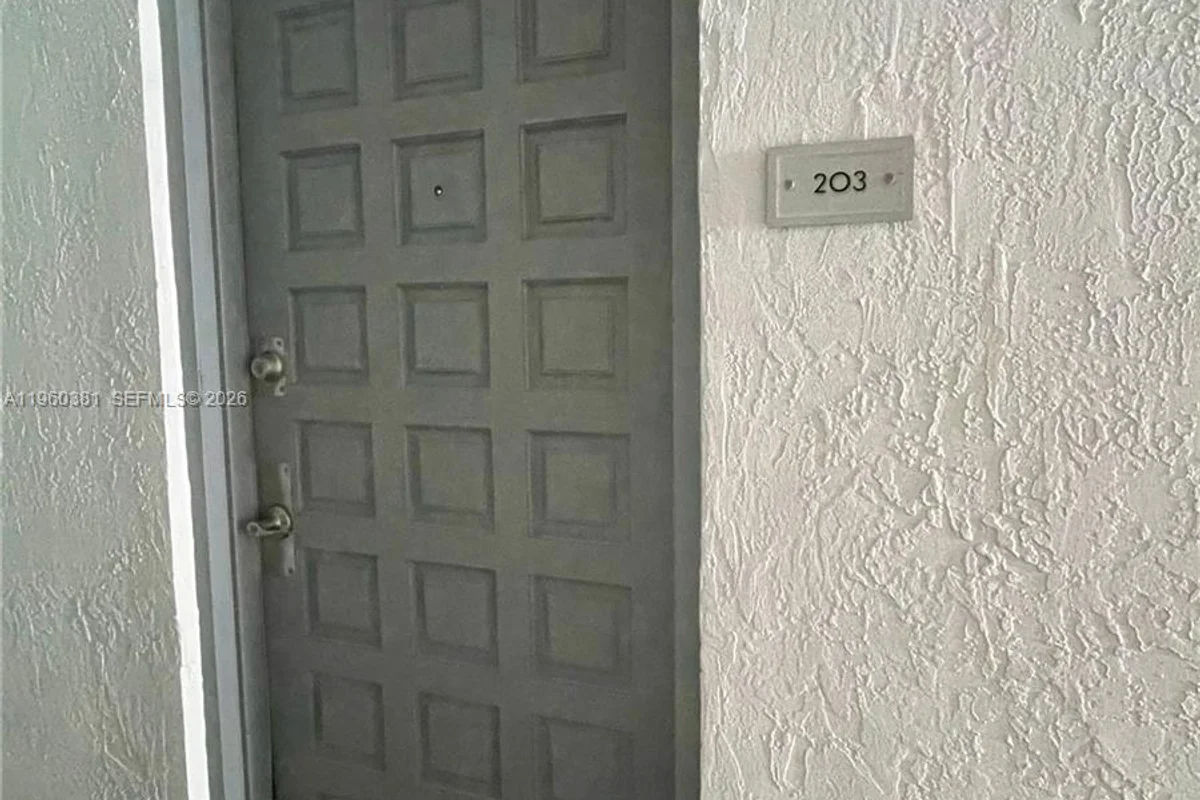 700 NE 63rd St #D203, Miami: photo 1 of 36