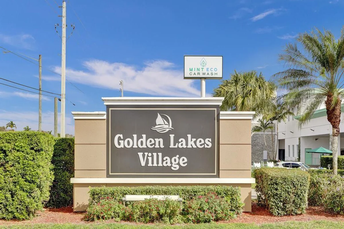 138 Lake Barbara Dr, West Palm Beach: photo 1 of 39