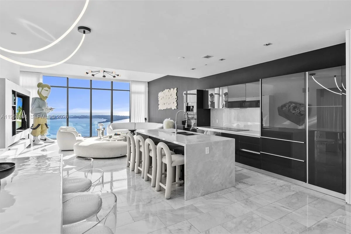 1451 Brickell Ave #4401, Miami: photo 1 of 41