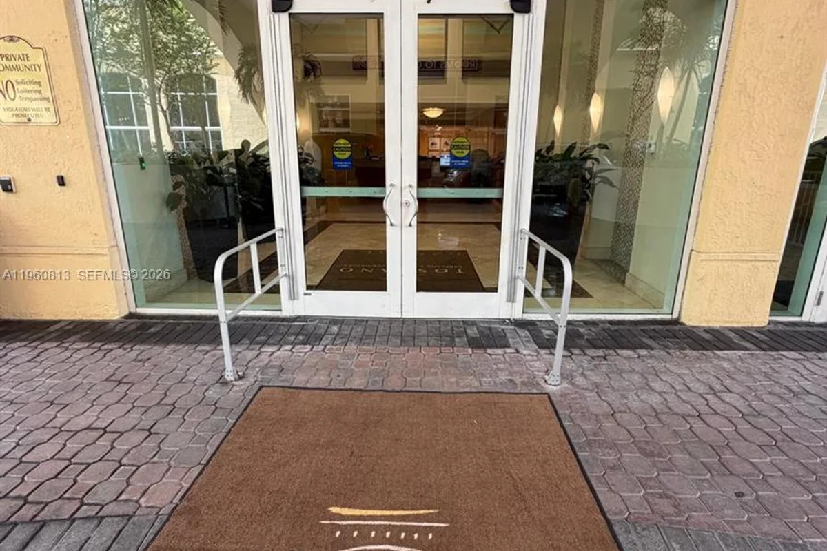 7350 SW 89th St #1804S, Miami: photo 1 of 31