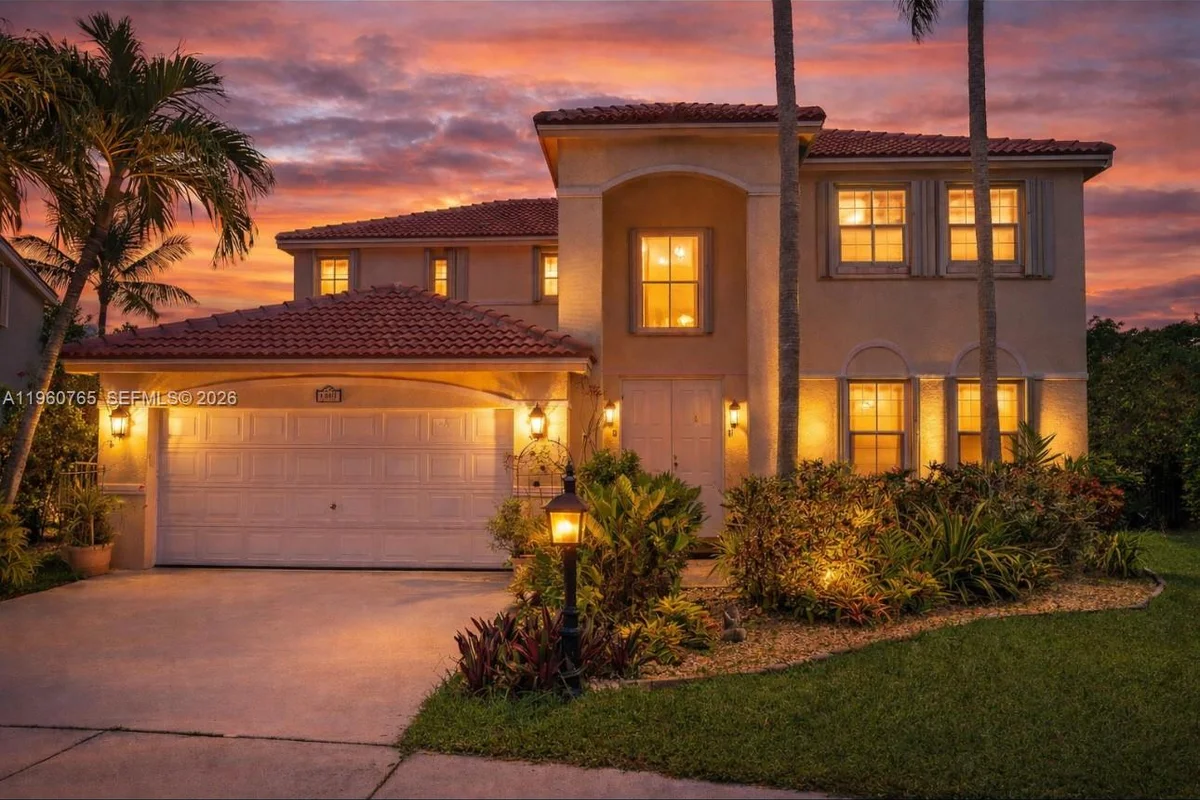 4209 Pinewood Ln, Weston: photo 1 of 97
